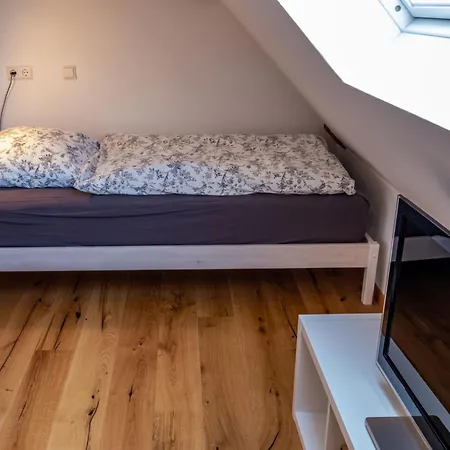 Apartment In The Blue Barn Binzen
